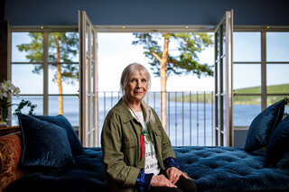 Reportage about model Carita Järvinen. Published in Katternö.